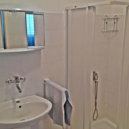 Seaside House Brna, Korcula - 11038 بيت للعطل *